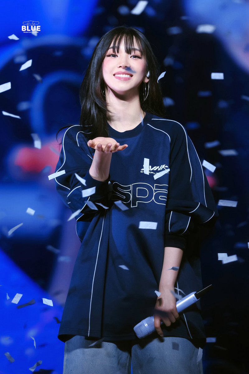 mydeepbluu's tweet photo. 컨페티좋아baby 콱..💕💕 https://t.co/M2LTi0Whr8