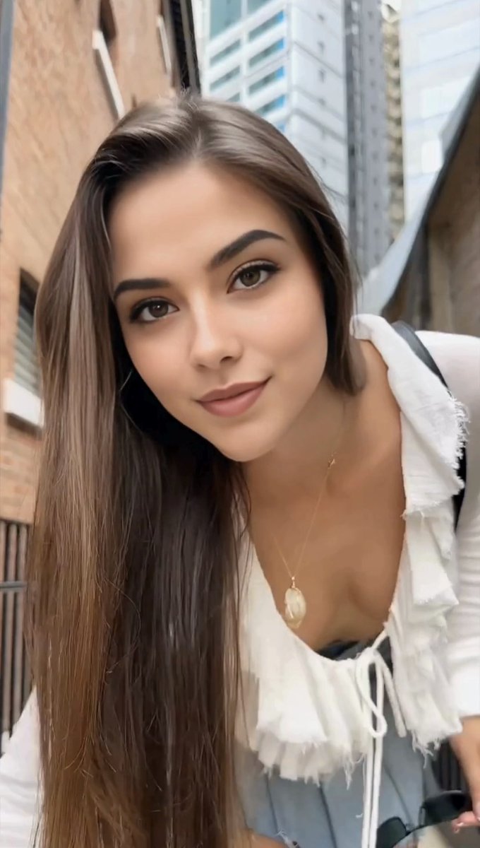 Alessiaaavi's tweet photo. Ehiii 🫶 https://t.co/eYYxOsioEM