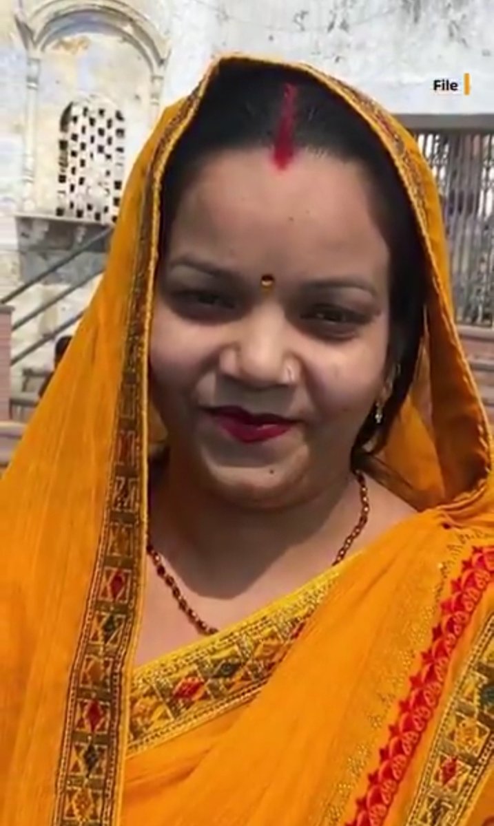 AmbedkarTime's tweet photo. #PoliceBrutality Pregnant Dalit Woman Dies After Police Assault in Firozabad, Uttar Pradesh.

The woman’s condition deteriorated afterward. She was admitted to a hospital, where she gave birth to a child and later died. 
#DalitLivesMatter https://t.co/FigllIvAoz