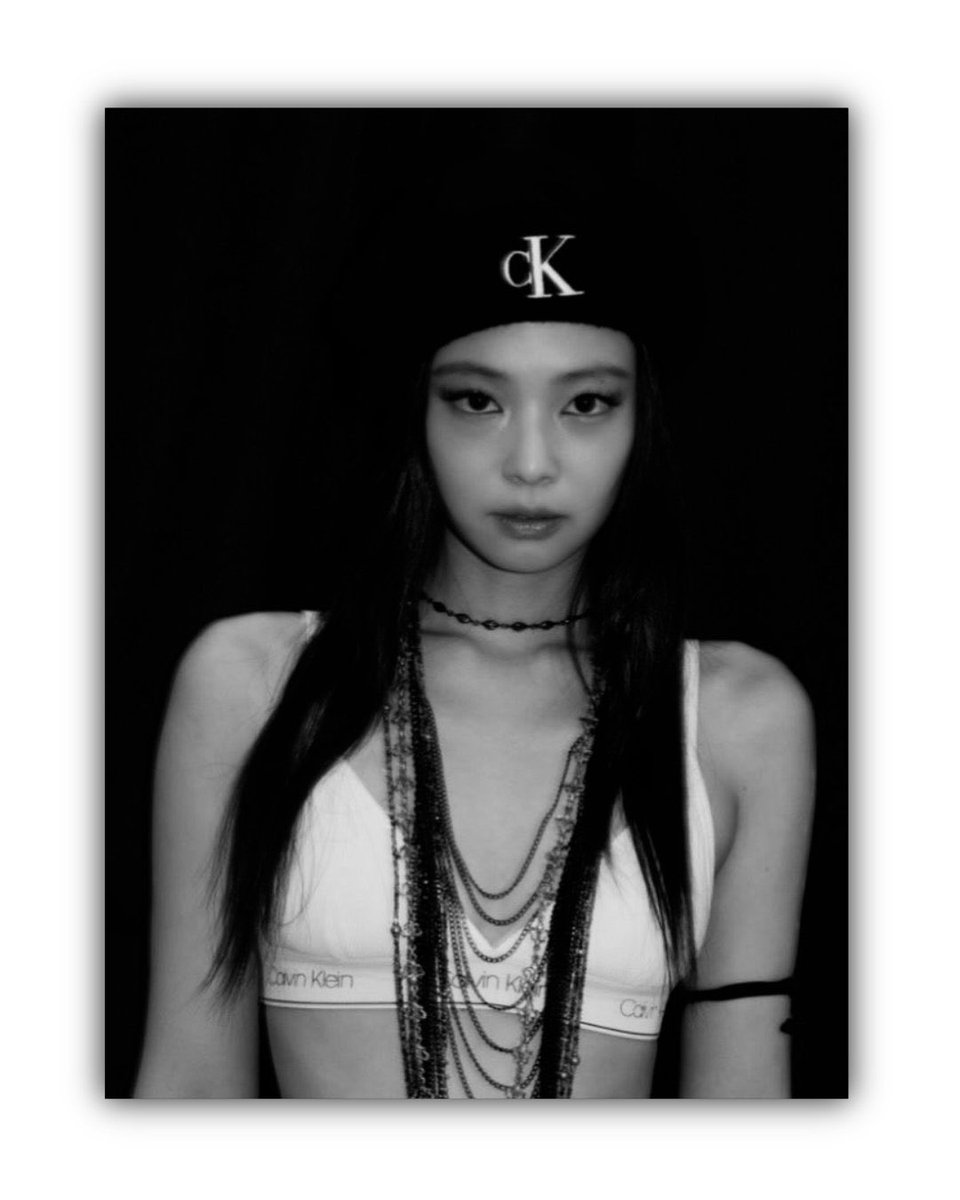 JENNIElte's tweet photo. ck beret crowns my wild hair #jennie #fyp https://t.co/Ng02QElAy8