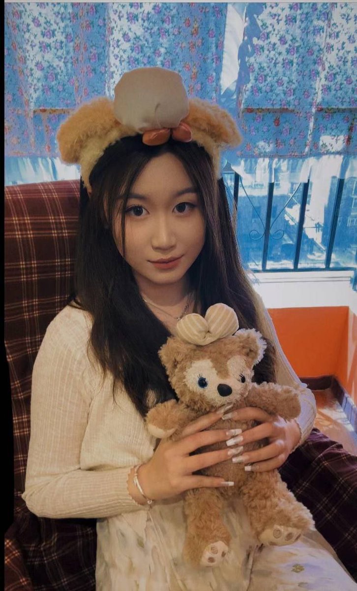 nastyweb's tweet photo. #丽江
#云南
老师027
截图联系客服：@Kotoko_Aihr

（订100抵课费，白嫖勿扰）
我也不知道她是在跑向终点还是在跑进我的心，后者的话，她早就赢了。
丽江市古城区丽江市红太阳广场 https://t.co/yL0JJiE7JH