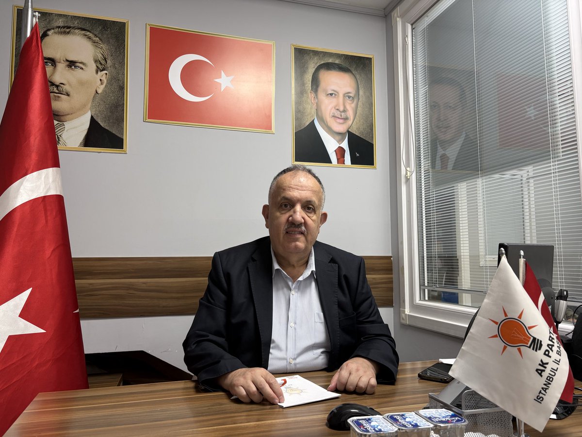 AkUmraniye's tweet photo. Ümraniyemiz İçin;
Bugün AK Parti İlçe Başkanlığımızda Nöbetçimiz:
İlçe Yönetim Kurulu Üyemiz  
Sn.Bahri Pinar
İlçe Nöbet Saatimiz: 10:00-17:00⏱️

Soru, görüş ve önerileriniz için:
📞0 216 344 57 52
 
#SevdamızÜmraniye https://t.co/6TOP4dBBTn