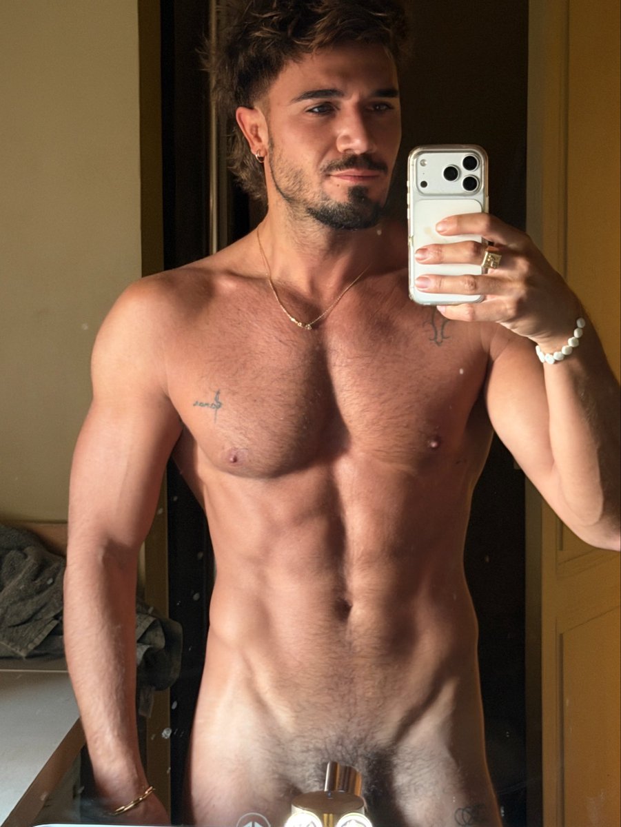 juniorballster's tweet photo. Shower🔥🥵👅@JoUnlocked j’arrive !!! https://t.co/i8Vh5xHmLG https://t.co/yitRNX6VXc