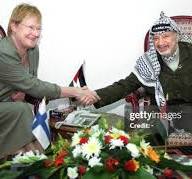 JukMantu's tweet photo. Neuvostoliitto junaili Suomeen nämä kaksi kommunisti-muslimia jotka voivat muodostaa Nasiman noustua valtaan jo Helsingissä suuremman uhan Suomella ja suommalaisille kuin mitä Mohammed Daud Ramyerin toiminta kommunismin edistämiseksi muodosti aikoinaan Kabulille, varsinkin nyt kun Nasima on kertonut itse jatkavansa toimiaan isältään omaksumalla arvopohjalla. Tämä on siis vaarallisen meille nyt vihamielisen Moskovan harjoittaman valtapolitiikan kavala veto johon tulisi puuttua vieläkin vaikka nämä valepakolaiset solutettiin Suomeen Neuvostoliiton toimesta jo vuonna 1992; mistä hetkestä alkoi Nasiman valtaannousu r_ssien piikatytön Tarja Halosen hankkisessa tälle valepakolaiselle vuoden pakolaisnaisen tittelin, ja SDP:n ottaessa hänet demareille tyypilliseen tapaan hoiviinsa näistä ilmeisistä laittomista toimista -> ja kavalista venäläisten solutustoimista piittaamatta; syyllistämään jatkuvasti meitä suomalaisia milloin mistäkin: hänelle ominaiseen tapaan. Nasima on kavala poliittinen vaikuttaja jonka toiminta tukee jatkuvasti - ja selvästi Venäjän toiveita monella tapaa, ja on siltäosin samoilla linjoilla kuin mitä r_ssien piikatyttö Tarja Halonenkin on heidän politiikkaansa  tukijana ollut jo yli puoli vuosisataa.