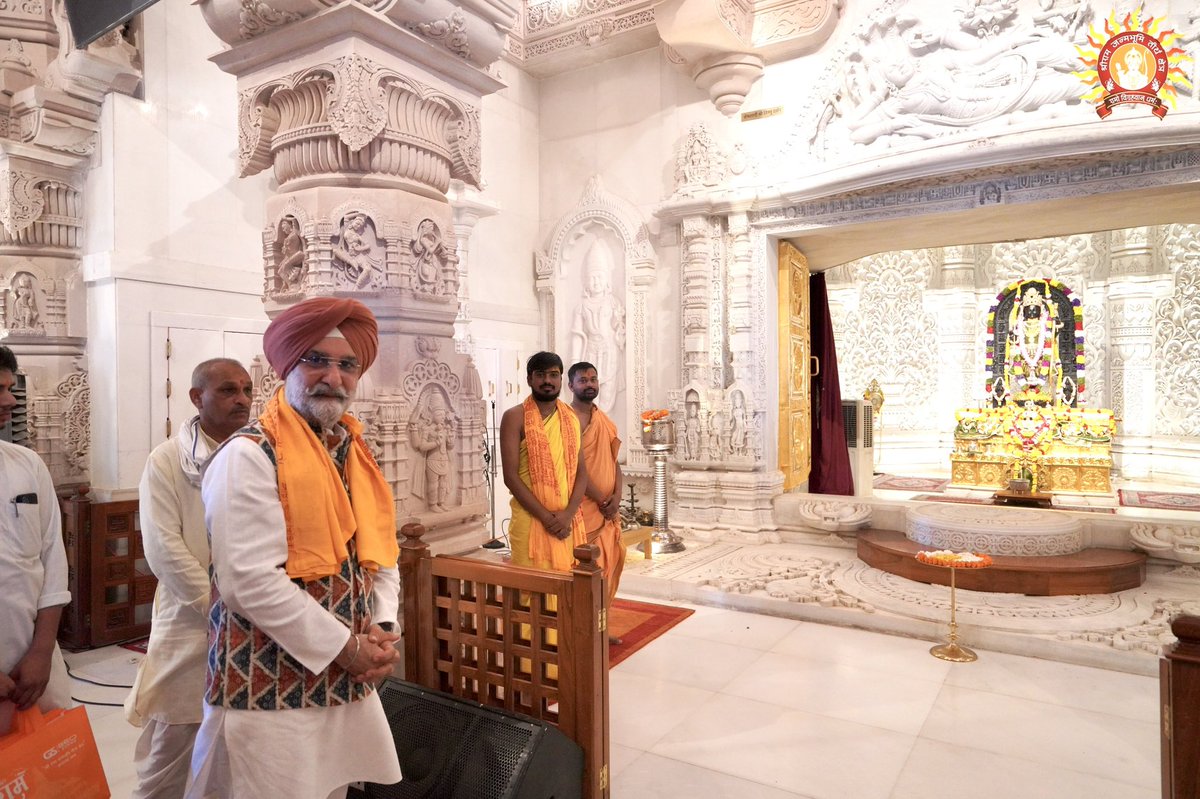 LtGovDelhi's tweet photo. Blessed to have started my visit to UP with the divine darshan of Prabhu Shri Ram Lalla Sarkar at the Shri Ram Janmabhoomi Mandir in Ayodhya today.

Prayed for the peace, progress, good health, and well-being of the people of Delhi and the entire nation. May the timeless ideals of Maryada Purushottam Bhagwan Ram - truth, righteousness, compassion, and selfless service - continue to illuminate our path.

Jai Shri Ram!
