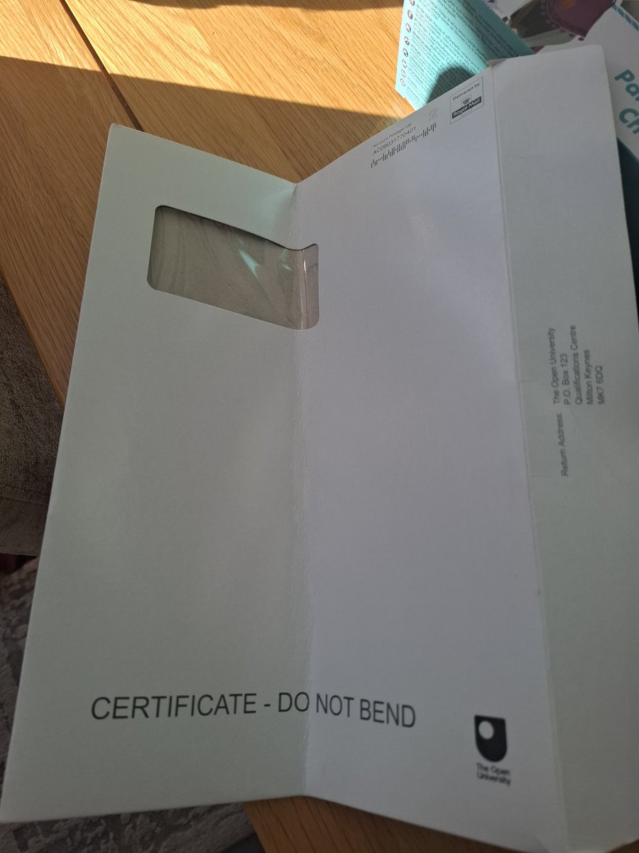 nikki_belt27's tweet photo. Thanks @RoyalMail worked really hard for years to finally get my BSc 1st Class Honours to recieve it like this 🫠🙃 I believe the text at the bottom is there for a reason.
@OpenUniversity 
#RoyalMailBradford https://t.co/KmAZbdW3zT