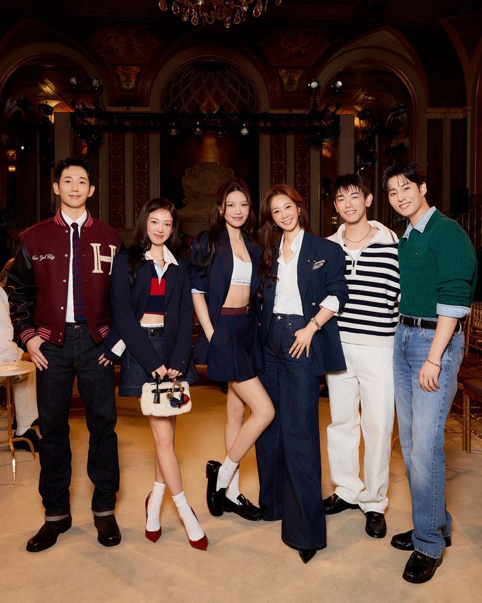 foreversyc's tweet photo. Hyorisoo for Tommy Hilfiger Spring 2027 Show in New York 💗 https://t.co/yXb2VSahEl