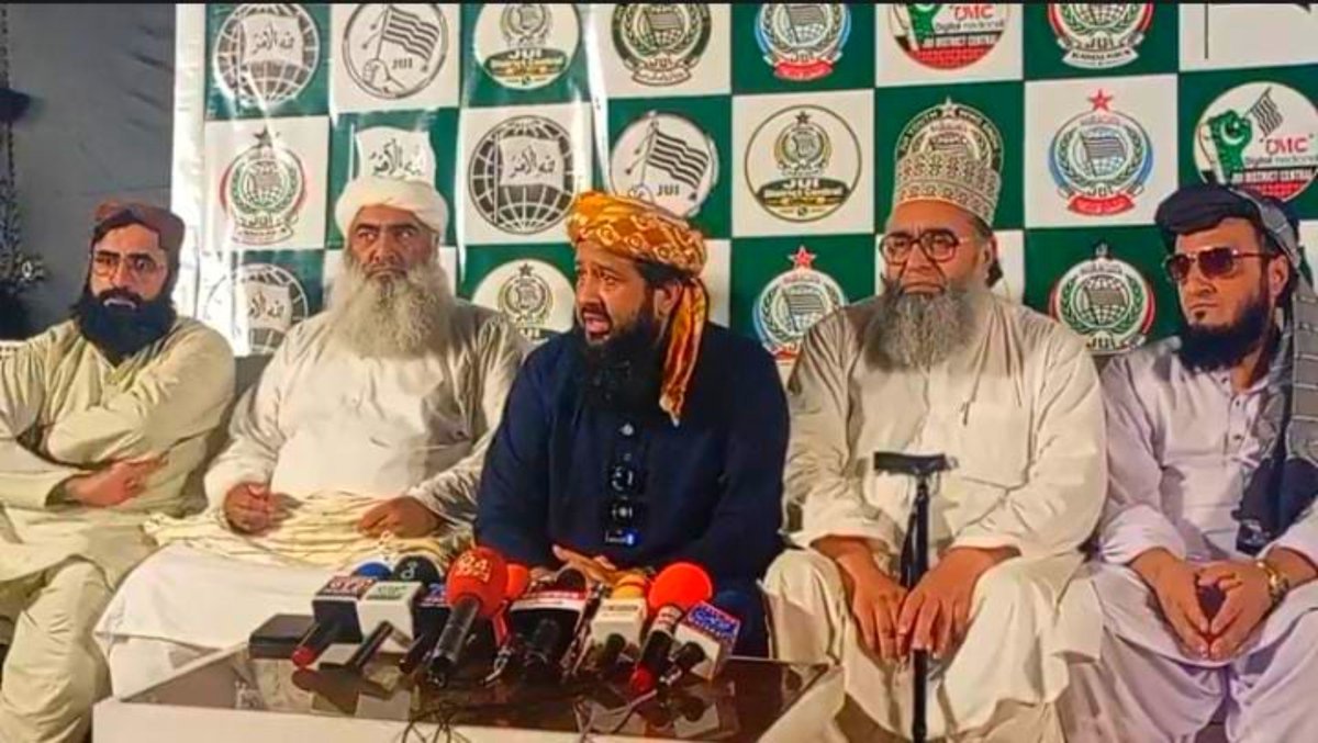SamiSwati_'s tweet photo. جمعیت علماء اسلام کی صوبائی مجلس عاملہ کے اراکین صوبائی امیر مولانا سائیں عبدالقیوم ہالیجوی مدظلہ اور قائد سندھ علامہ راشد محمود سومرو صاحب کی قیادت میں آج ضلع کیماڑی کا تنظیمی دورہ کریں گے۔ اور آج رات کو کاکڑ ہوٹل A_25 کے آخری اسٹاپ پر تاریخ ساز جلسہ عام سے خطاب کریں گے ۔ ان شاءاللہ العزیز 

#TeamJUISindh #TeamJUIKeamari