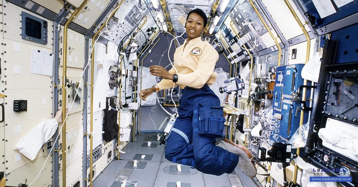 Load_Cell_Shop's tweet photo. "How do you weigh stuff in space?
https://t.co/ZPcayvvxXx

#loadcells #microgravity https://t.co/pIxXXy6hsA