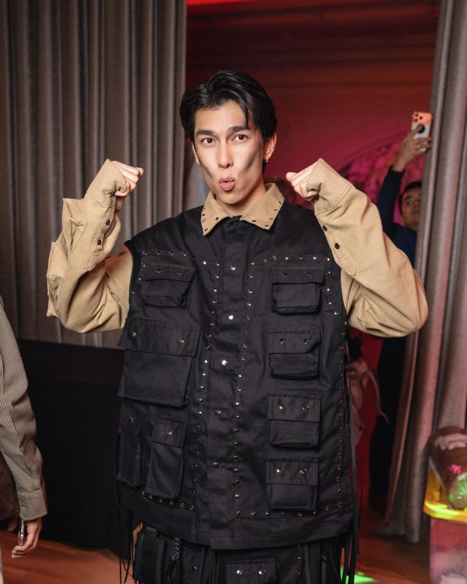 VogueThailand's tweet photo. https://t.co/u9yLCzUmUM