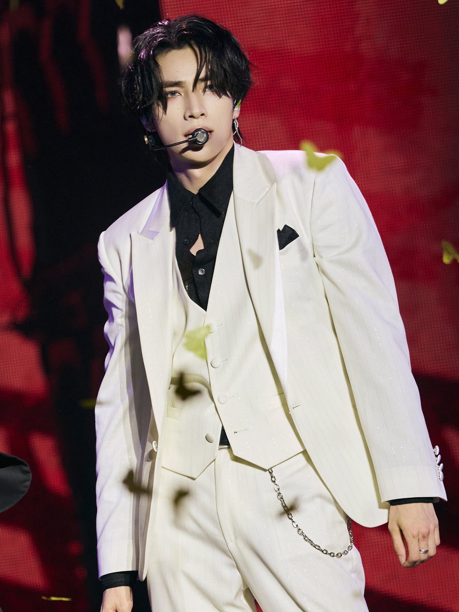 WayV_official's tweet photo. 2026 WayV CONCERT TOUR [BORN THIS Way] IN SEOUL Photodump

EVERYTHING, ALL AT ONCE, NEO
https://t.co/JdAsGZLJoh

#WayV #威神V 
#BORNTHISWay 
#WayV_BORNTHISWay_SEOUL
#NCT_10TH_ANNIVERSARY https://t.co/jNA9gyprvw