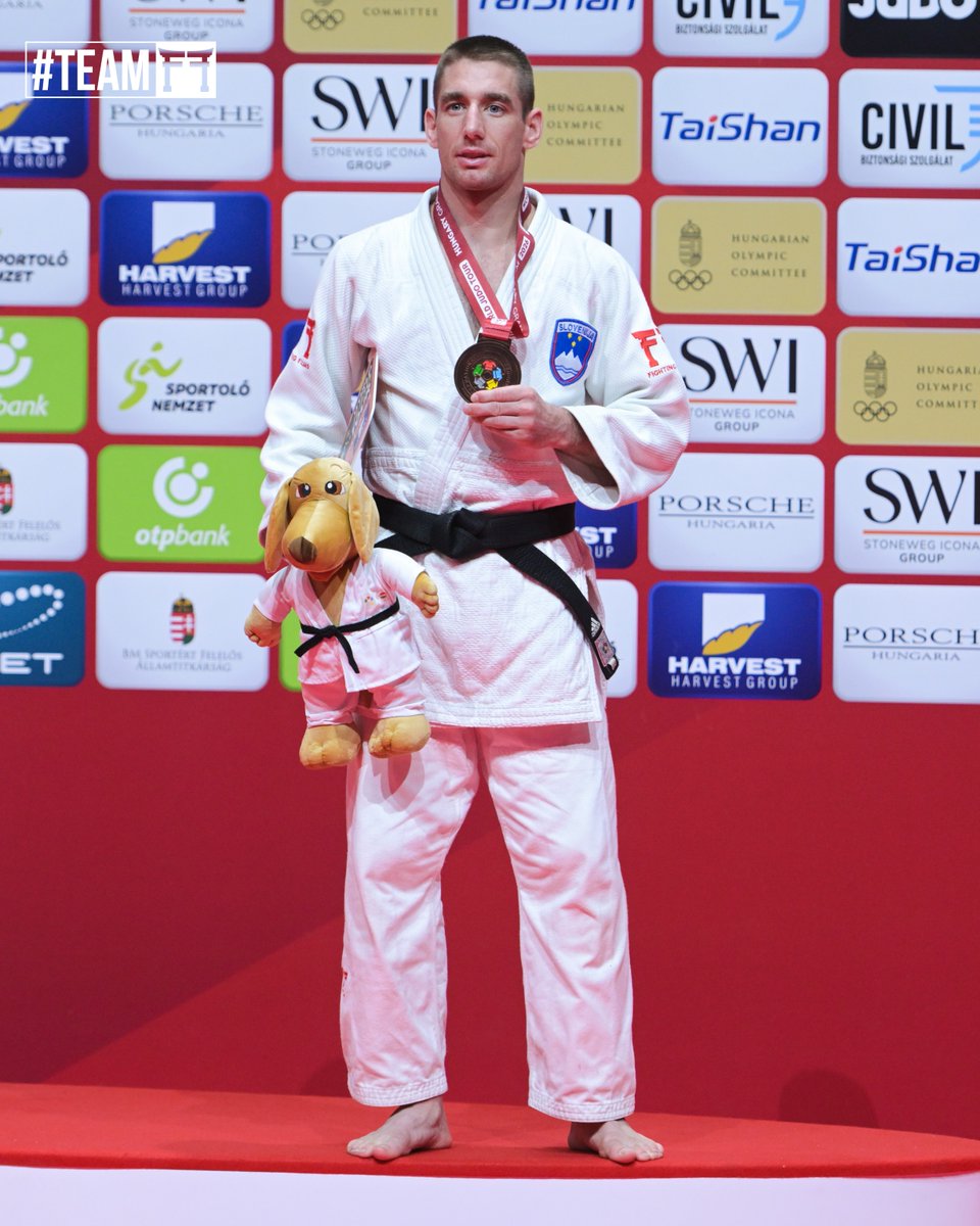 FightingFilms's tweet photo. One of the most thoroughly earnt Grand Slam medals! Phenomenal perseverance David, what a great day - big congratulations 🙌

#Hungary #TeamFF #Judo #FightingFilms https://t.co/Q8TRpDdOKv