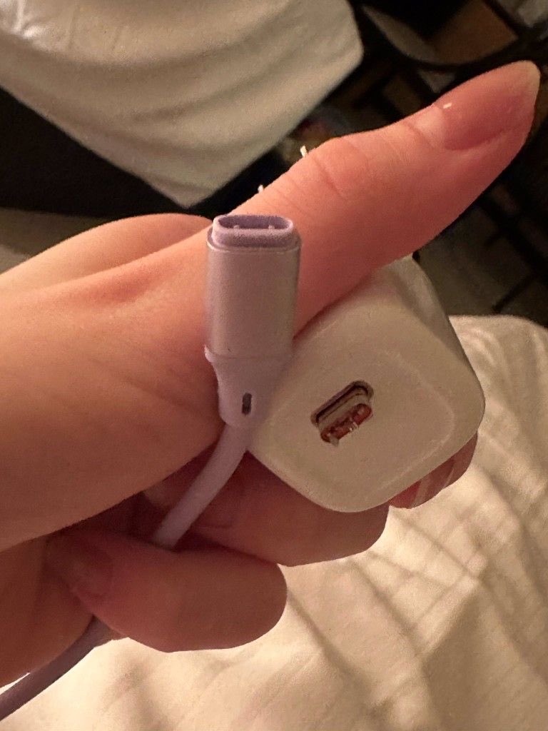 thugnightx's tweet photo. Charger billing proof https://t.co/HZqDDlJhcB
