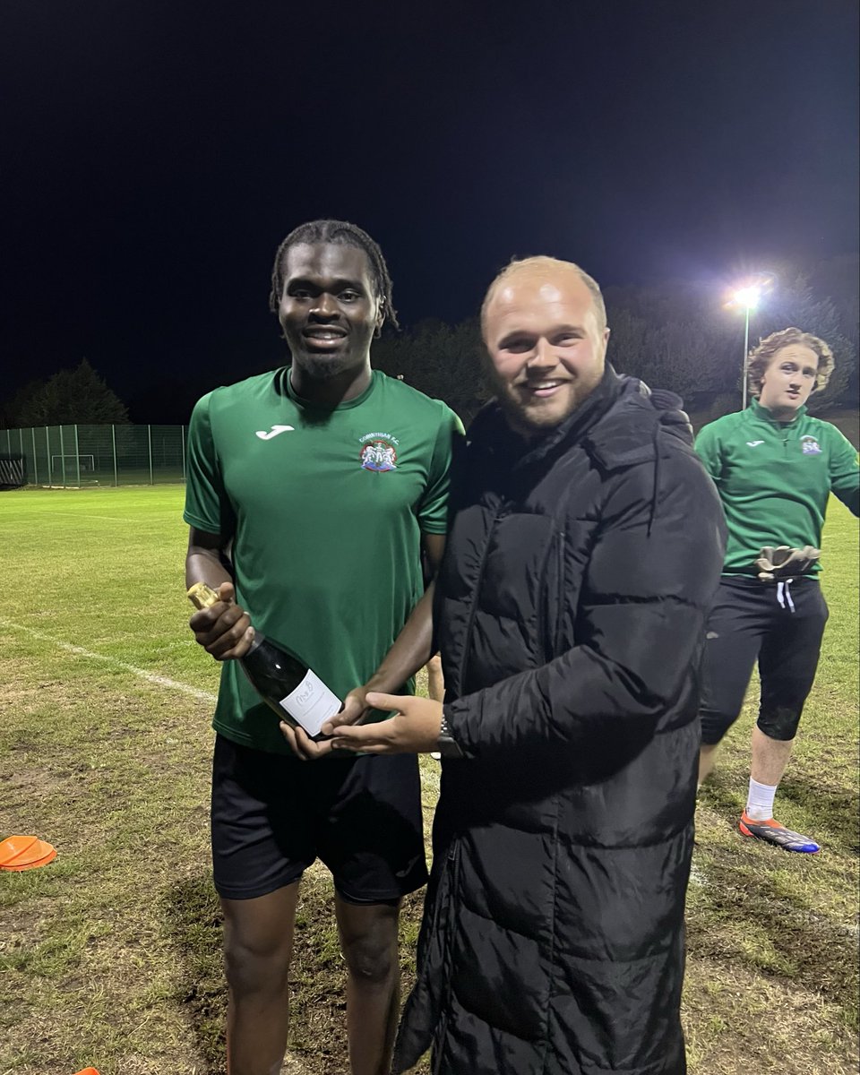 CorinthianFC's tweet photo. 𝗣𝗹𝗮𝘆𝗲𝗿 𝗼𝗳 𝘁𝗵𝗲 𝗠𝗼𝗻𝘁𝗵

The Hoops number 4️⃣, Shay Adegbehingbe picks up player of the month for August as voted for by our community 

💚🤍 https://t.co/Yv4JShKylm