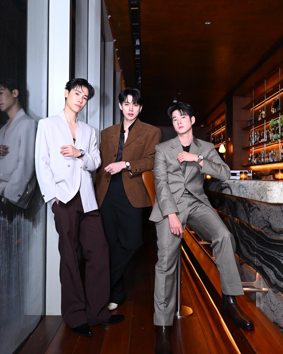 Thej_Juniors's tweet photo. [16/09/26] hashtag_legendth IG Post

JUNIOR LONGINES LAUNCH

#TheLonginesMasterCollection
#Longines 

🔗 https://t.co/AQDd5WE2Cl

#Junniorrs #จูเนียร์ปณชัย 
#JunniorrsUpdate https://t.co/O7ia1sE1JH