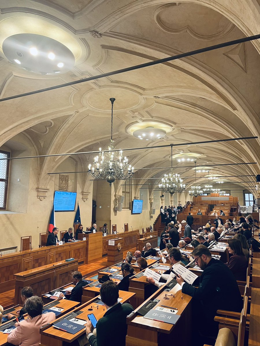 SenatCZ's tweet photo. Sledujete konferenci @Pametnaroda Za svobodu! – Paměť jako základ svobody a odolné demokracie, která právě začíná v Jednacím sále Senátu.

Více zde → https://t.co/cbgTM36hxW https://t.co/bv8sI7awsW