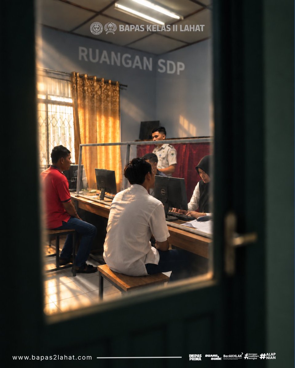 bapaslahat's tweet photo. Bapas Kelas II Lahat menerima 5 klien bebas integrasi dari Lapas Kelas IIA Lahat untuk menjalani pembimbingan dan pengawasan selama masa integrasi.

Selamat kembali ke tengah masyarakat. Jalani proses dengan baik, patuhi aturan, dan jangan ulangi kesalahan yang sama. https://t.co/9KzWMe6UXI