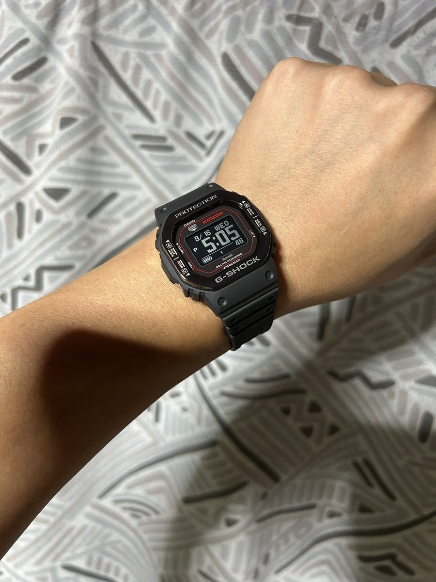 toru1980213's tweet photo. もう届いた〜❣️
そしてやっぱりカッチョえぇ〜❣️❣️❣️

#G-SHOCK https://t.co/YK6OndH6lv