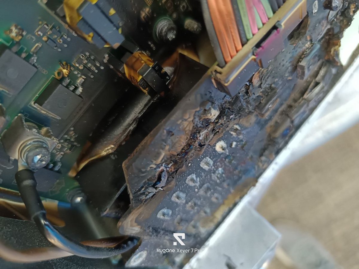 evclinic's tweet photo. This FIAT OBC should be recalled. Apparently, dangerous products in the EU are simply never recalled. Does every sample need to catch fire inside the OBC first? If this were a Tesla, Elon would be crucified at the Gigafactory, and every EU newspaper would be dragging Tesla through the mud for months.

#doublestandards

https://t.co/Tg7A6Bubv6