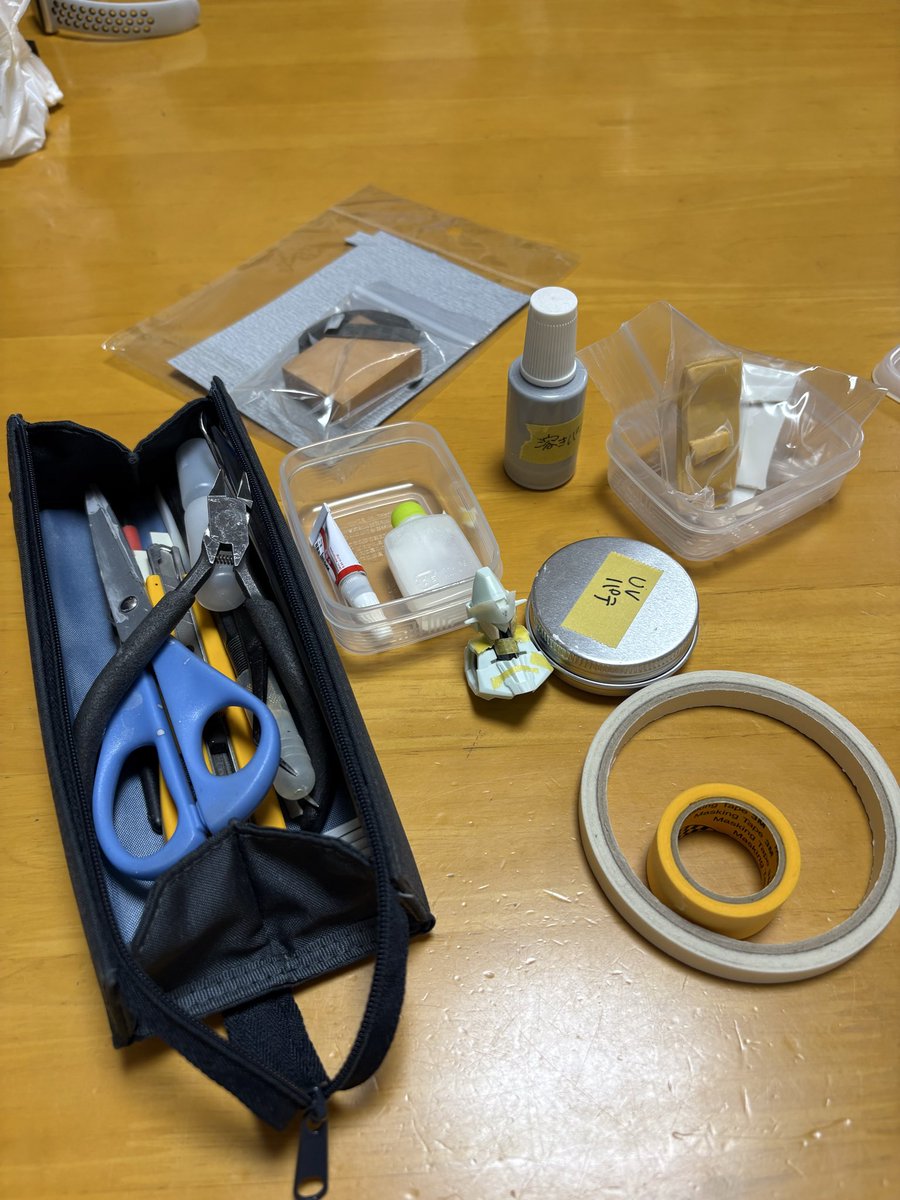 Nakayan81014's tweet photo. 今日からしばらく出張なので、しっかり準備しました！🧳 https://t.co/5whompuj0i