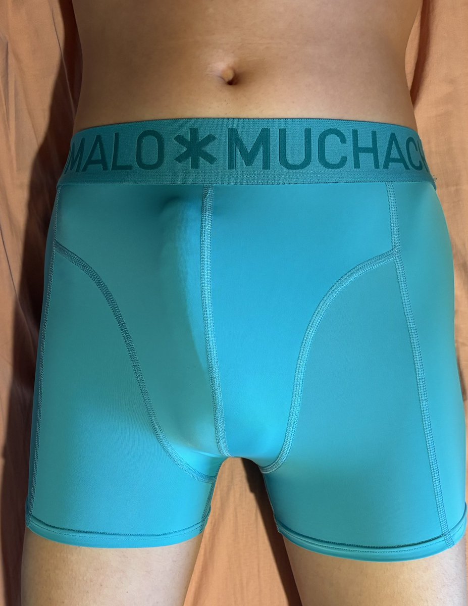 swsb146's tweet photo. Microfiber or cotton? https://t.co/3dDjwBlliS