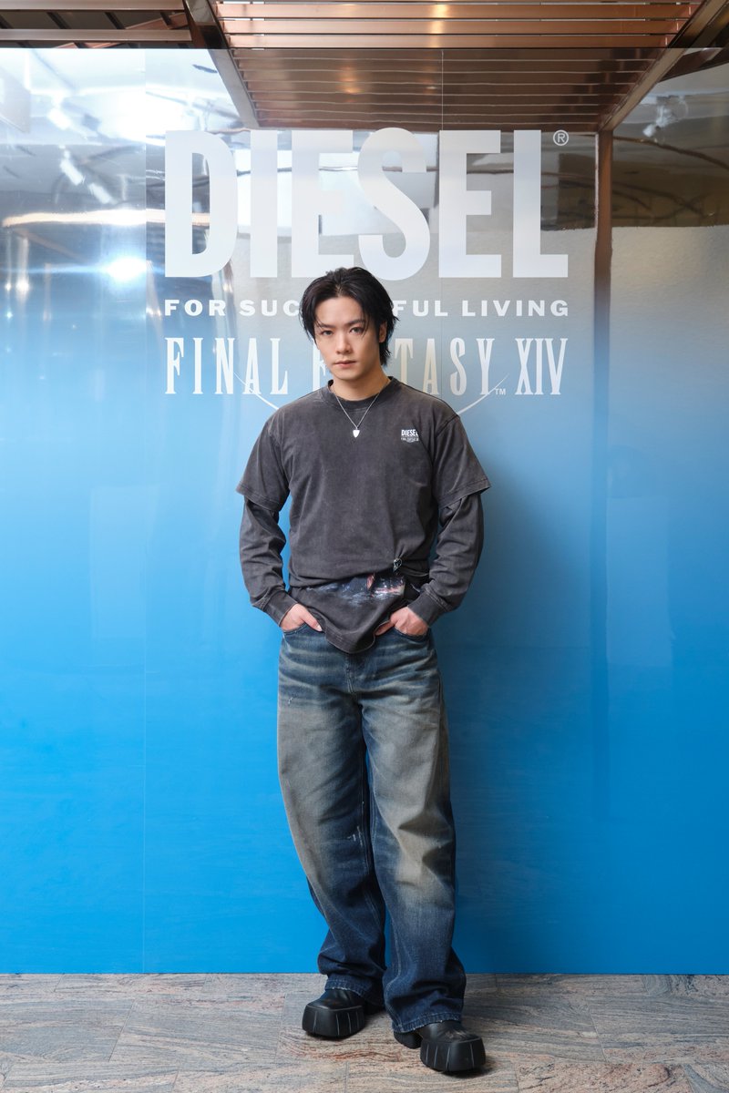 Diesel_Japan's tweet photo. DIESEL x FINAL FANTASY XIV 伊勢丹新宿店ポップアップストア に多彩なゲストが来場　
━━━━━━━━━━━
世界的人気ゲーム『ファイナルファンタジーXIV』(@FF_XIV_JP )とのコラボレーションプロジェクトが始動。伊勢丹新宿店ポップアップストアに多彩なゲストが来場しました。ゲストをチェック。

優樹（YUJU）、颯太（SOTA）、輝（HIKARU）@aoen_official
川村壱馬（THE RAMPAGE）​@sncrmpg_kk
​高橋らら @lala__takahashi
吉井添 @ten_441

🕘2026年9月16日（水）〜9月22日（火） 
📍 伊勢丹新宿店 本館2階センターパーク/ザ・ステージ＃2

コラボレーションプロジェクトの詳細は特設ページをご覧ください。
▼DIESEL x FINAL FANTASY XIV 特設ページ　
https://t.co/ic8a3tMGn8

#FF14 #DIESEL
