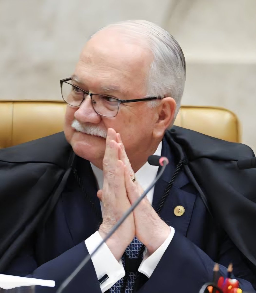 TumultoBR's tweet photo. Além de fraco, FROUXO!! https://t.co/BiXKArF6GT