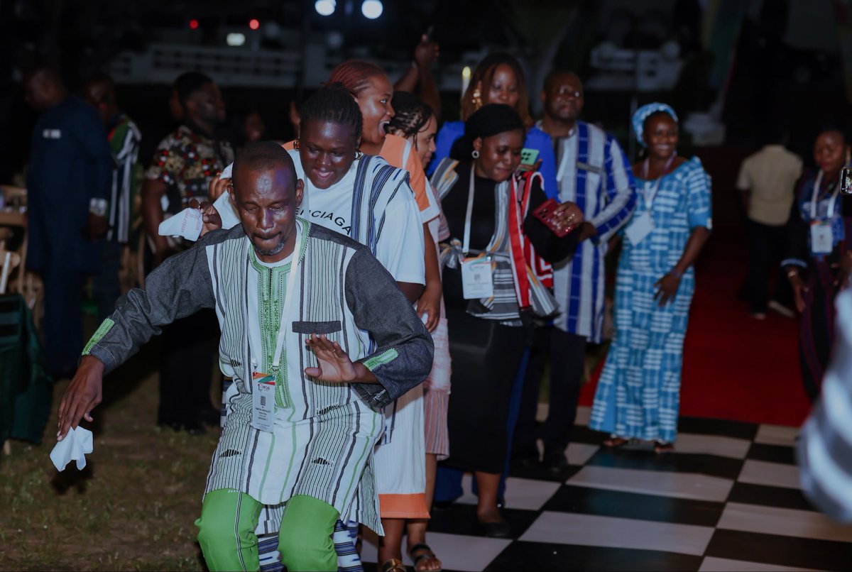 hrcafe_gh's tweet photo. 🌟 DINNER GALA NIGHT | HR CAFÉ 2026 🇬🇭🇧🇫

Five days of learning and shared experiences came to a close with an evening of music, dancing, delicious meals and unforgettable memories.

A beautiful celebration of friendship between Ghana and Burkina Faso. ❤️

#HRCAFE2026 #DinnerGala https://t.co/tDUKMtGqLw