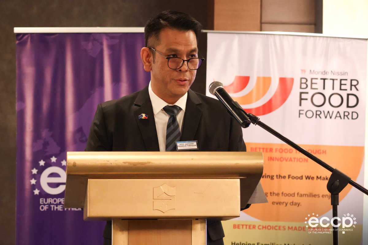 eccponline's tweet photo. 𝗛𝗔𝗣𝗣𝗘𝗡𝗜𝗡𝗚 𝗡𝗢𝗪: Hon. Franklin Anthony M. Tabaquin IV, OIC Director General of the Food and Drug Administration (Philippines), takes the Nutrition Forum stage for his closing keynote about the FDA’s role in advancing collaborative nutrition systems. This is his first public appearance with the private sector since his appointment.

Following the keynote, Mr. Johan Lennefalk, Trade Commissioner of the Embassy of Sweden to the Philippines, and Mr. Kevin Carpio, Nutrition Advocacy Manager at Monde Nissin Corporation, will share presentations on collaborative and sustainable nutrition systems, responsible product formulation, and access and affordability.

This will be followed by a panel discussion moderated by Helen Grace Baisa, ECCP Chairperson for the Food & Beverage Committee.

📸 More photos will be uploaded after the event at https://t.co/cR5kPs1BbY.

#2026NutritionForum
#ChamberOfChoice