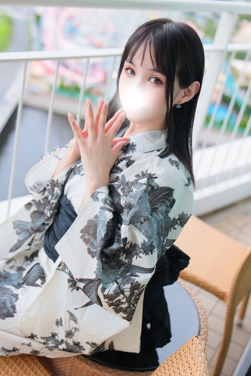 _misa8129new's tweet photo. 夏、終わらないで…🎆
浴衣が見られるのは今月だけなんです👘 ♡
夏の終わりにしっぽりしちゃいましょ🍶🌟 https://t.co/j6AAd5wOt4