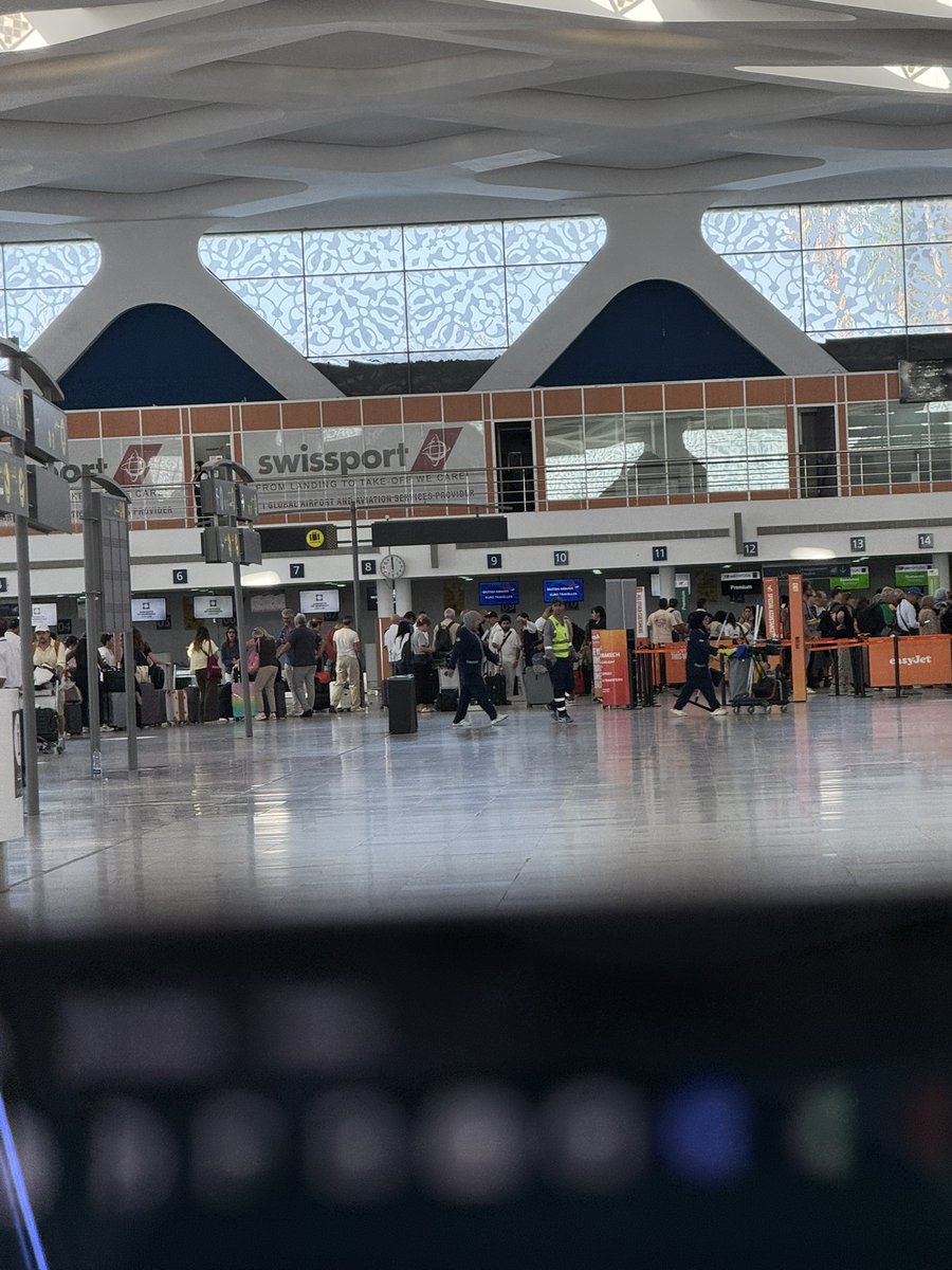 hamza_makraz's tweet photo. 🚀 Road to #ApiPlatformCon

The countdown begins! ⏳

Excited to head to #ApiPlatformCon and meet the amazing community around API Platform.

See you there! 🇫🇷

#PHP #Symfony #APIPlatform #ApiPlatformCon #Developers #OpenSource https://t.co/RqoDwJf8q5