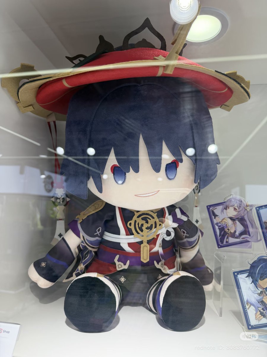 Bd6bsTta's tweet photo. また傘の御仁の話をしてしまいほんとにうるさくしてごめんなさいなんですが、本国の写真を見てください
か　わ　い　す　ぎ

拙宅が傘の御仁で溢れそうになってきているので鋼の心で君で最後にします(嘘つきの始まり) https://t.co/oOqZtzTSTZ