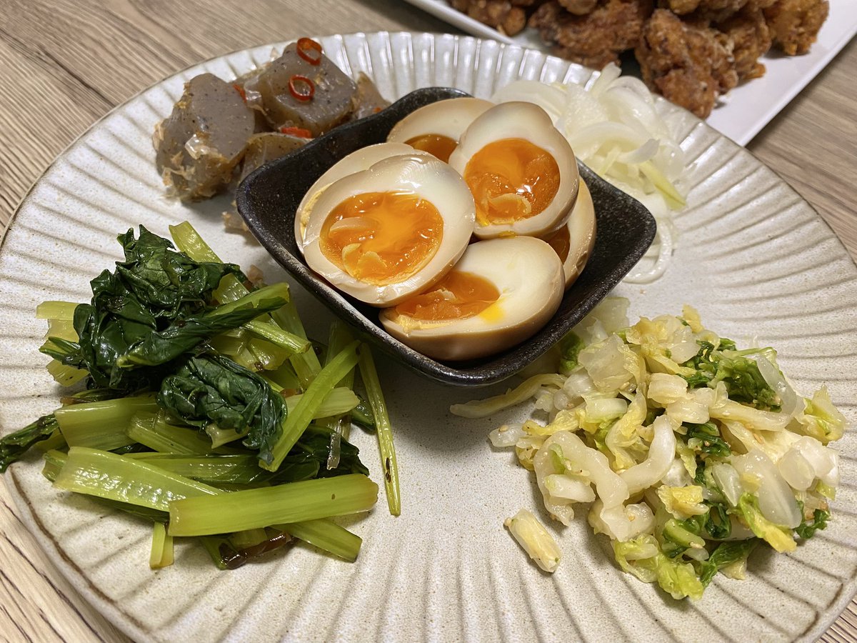 konoha1199's tweet photo. さっぱりしたお野菜も準備完了(。-∀-)ﾌﾌﾌ https://t.co/OWhWSXOk2A