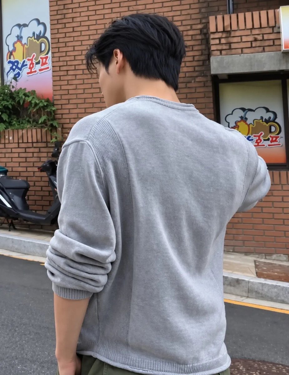 23perx_'s tweet photo. บ่าไหล่และกล้ามแขนนี้ไงที่อุ้มเพื่อนจนตัวลอยได้อ่ะ https://t.co/CGdEPVh7Sj