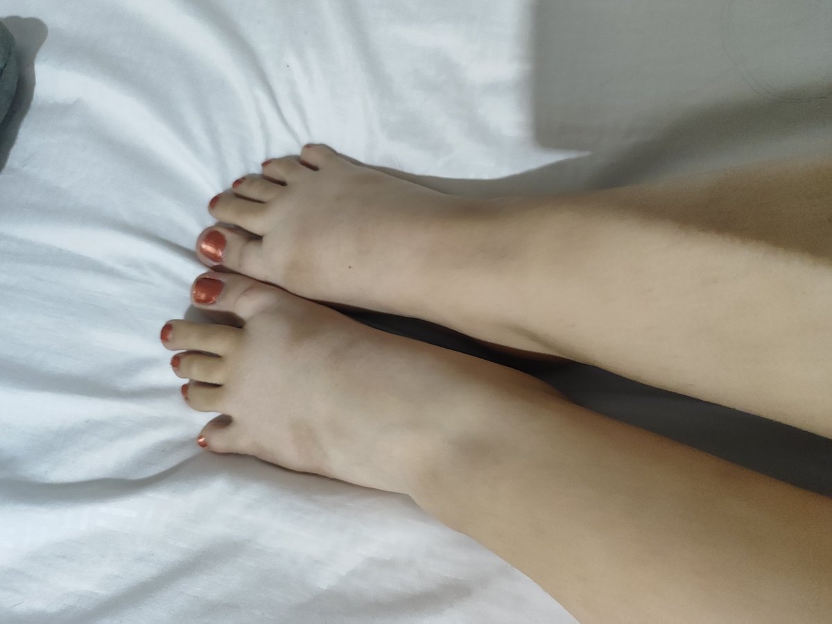 rada_doncheva's tweet photo. Anyone interested 
#feetfetısh #footpics
#footfetısh https://t.co/8AqtdppybR