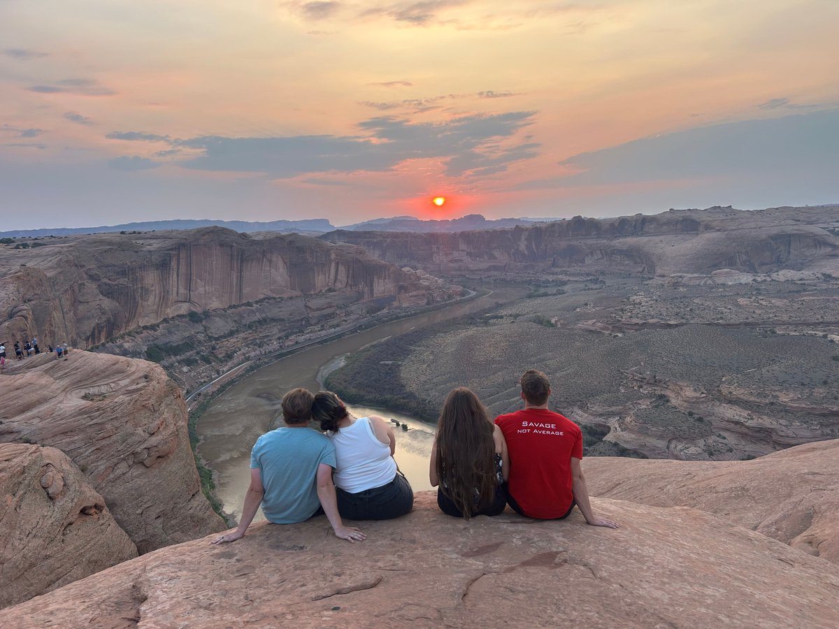 PortalToursMoab's tweet photo. If the earth has a soul, it’s found in the red glow of a Moab sunset. 

#PortalOffroadTours #Portal2Adventure #MoabRocks #OpenThePortal #ServedOnTheRocks https://t.co/6syBMsvEiT