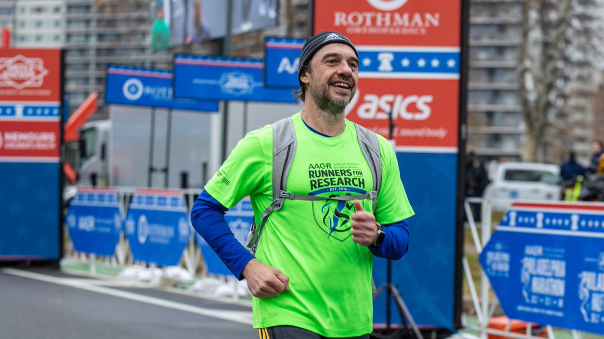 Philly_Marathon's tweet photo. Have your own bib for Philadelphia Marathon Weekend? You can still support lifesaving cancer research with the AACR Runners for Research team. More info: https://t.co/wL6PPYVh9L @AACRFoundation https://t.co/k5YY31Zq3a