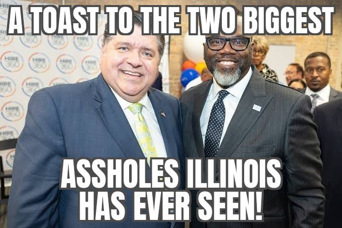 SaltyWaters12's tweet photo. @RealJFk29 @EggZackly1 @Michael59302787 @IZUJIN2 @JFK19thPres @BrandoIncognito @VictoriaCapps8 https://t.co/LcfBkIrGmj