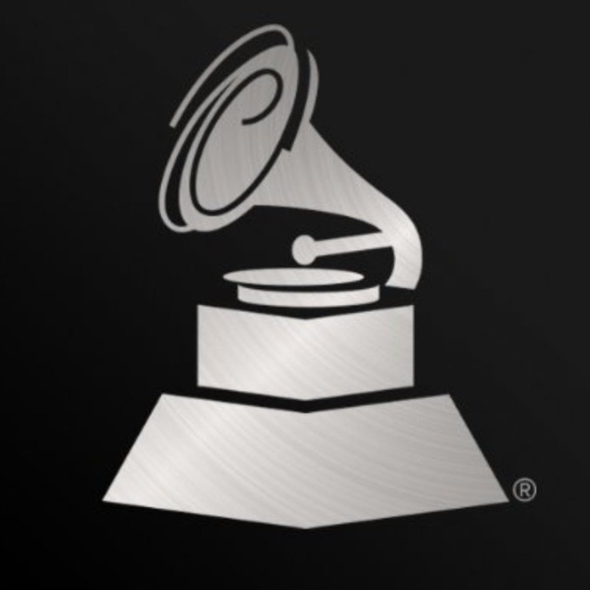 LaferteCharts's tweet photo. “FEMME FATALE” de @monlaferte ha sido nominado a “Álbum del Año” en los #LatinGRAMMYs. https://t.co/BD0xDsVUYv