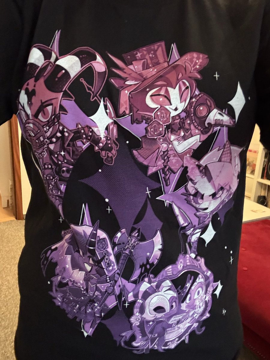 HimmelBlume94's tweet photo. My boyfriend got me this shirt at Hot Topic in Toronto 🤩
#HelluvaBoss #HotTopic https://t.co/qfS0D0xxkf