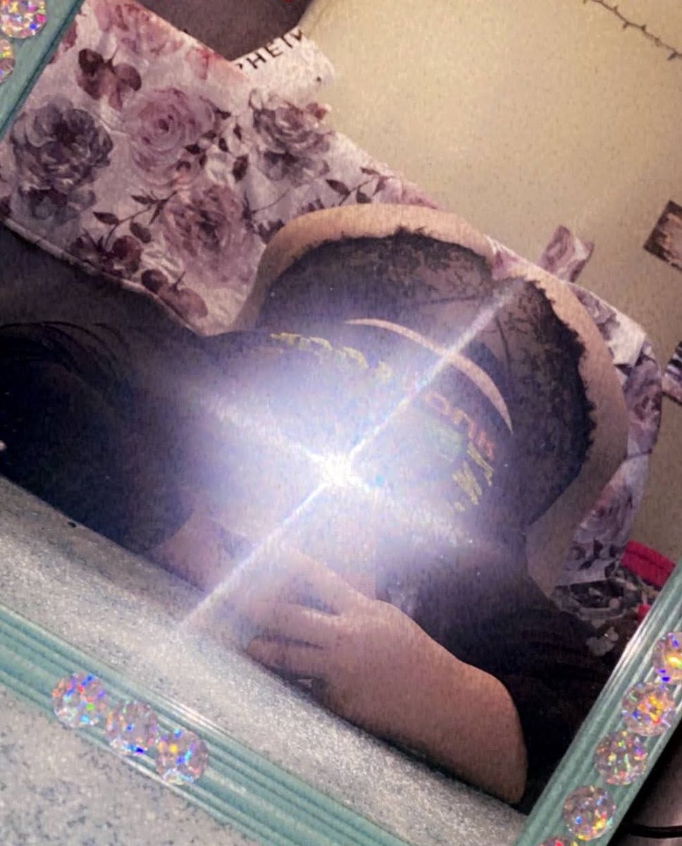 simp4haylee's tweet photo. Face down, ass up 🍑 https://t.co/2JJnCmv246