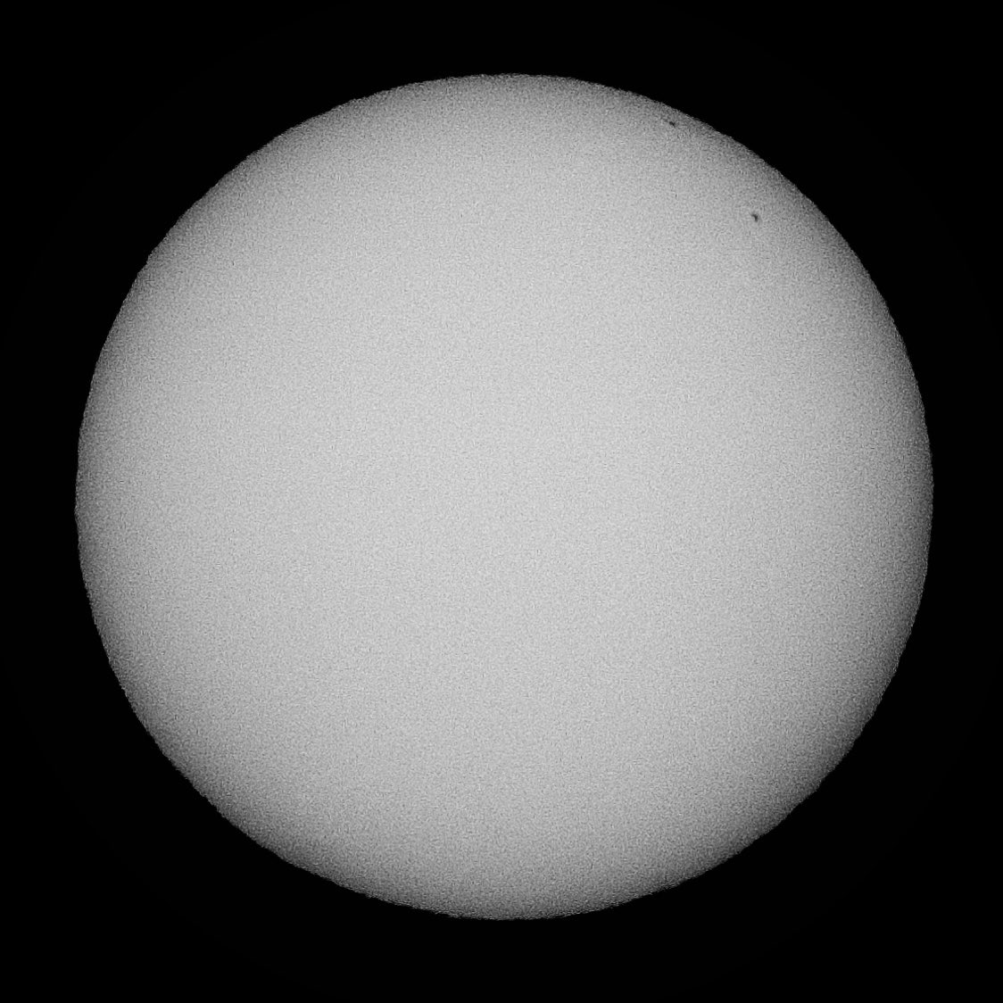 xipteras's tweet photo. Wednesday, 16 September 2026, and the Sun 🌞 is spending its last full day in Leo before crossing into Virgo constellation early tomorrow.

I caught it at 07:48, barely 7° above the horizon, and a properly filtered telescope shows only two numbered sunspot groups today, AR4527 and AR4528, the two dark specks near the rim here, each one bigger than Earth. Both are riding the Sun's rotation toward the edge, so don't wait: AR4527 should be gone by tomorrow, AR4528 by Friday. AR4528 isn't leaving quietly, though, because a filament erupted near it a few days ago and the plasma cloud it threw out could give Earth a glancing blow tomorrow, possibly with a minor (G1) geomagnetic storm and auroras at high latitudes.

⛔️ Never point a telescope, binoculars or a camera lens at the Sun without a certified solar filter fitted securely over the front. Sunglasses won't protect you, and neither will old screw-in eyepiece filters. Through optics the damage takes a split second and can be permanent.

📷 Handheld, Sony A7RV, Sony 70-200mm f/4 with Sony 2x FE teleconverter (400mm), Baader AstroSolar filter, 1/1000s at f/9.5, ISO 320.

#solarphotography