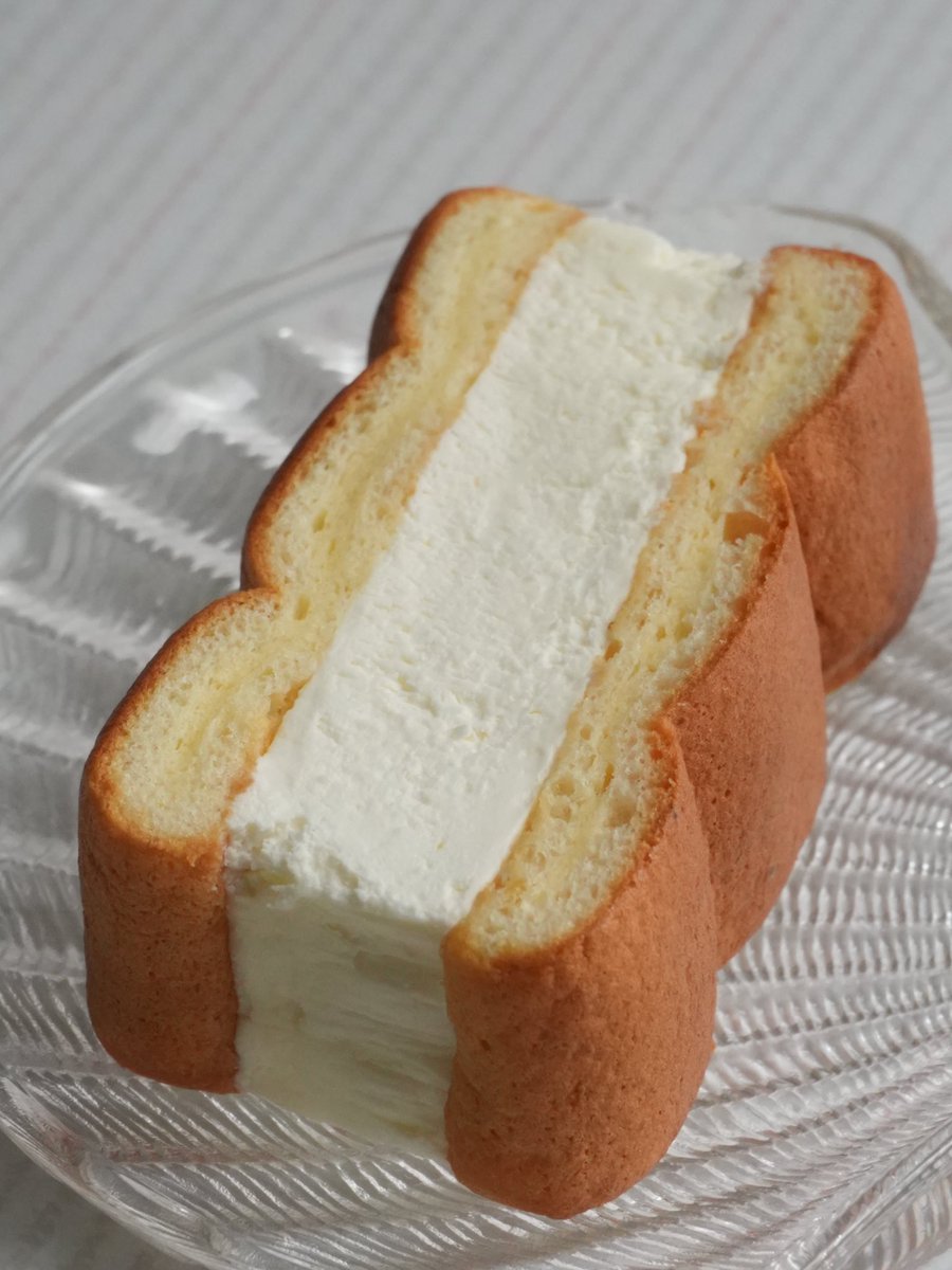 chocokuncom's tweet photo. 9月16日（水）、東京駅・グランスタ東京に、ミルク菓子専門店「Butter Milk Lab.（バターミルクラボ）」がオープン。 https://t.co/8RI9lnxNQb