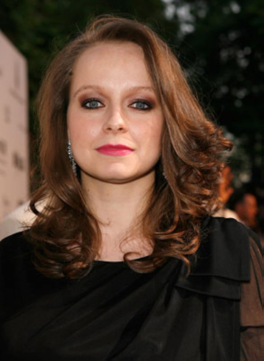 ATRightMovies's tweet photo. Without saying In America, name a great SAMANTHA MORTON role... https://t.co/gwFIhE0AqY