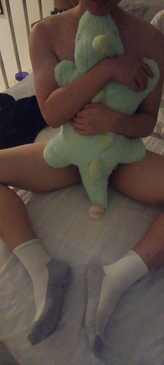 vv1001v's tweet photo. 新买了个乳夹。
最后一张是个人小xp https://t.co/KL1NusBBOe