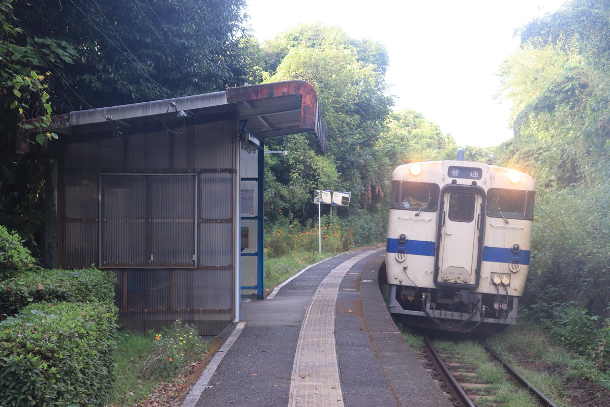 photodiningcar's tweet photo. 三角線の秘境駅、赤瀬駅 https://t.co/1cOLs1PlSF