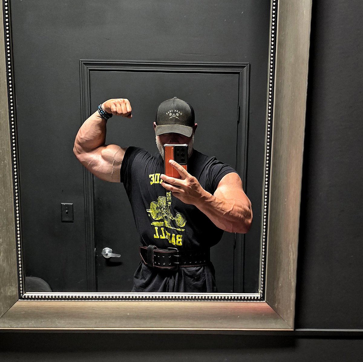 Coach_Forsyth's tweet photo. Two months post competition. 231 lbs. Under 9.5% BF. 

Improvement season has been successful. https://t.co/c7BE9ZFx90