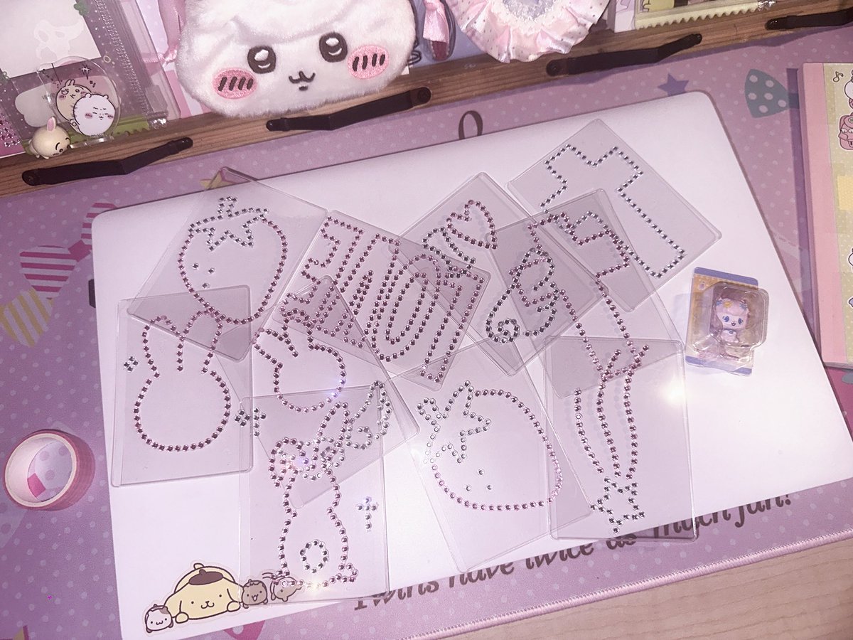 medalmay_529's tweet photo. 🧴#rt+#follow event •.*💌

🏷️ 추첨을 통해 총 5분께 키보드 스티커+비즈탑꾸 set를 드립니다 ❤︎ 
🏷️ 일회성 팔로우 Xxx.. 저를 탐라에 심어보십시오 ◠  ̫ ◠。
🏷️ 비즈 탑꾸 사진은 참고용이며 디자인이 다를 수 있습니다 
🏷️ 배송비 부담 가능하신 분만 참여 부탁드립니다 !
🏷️ 참저삭 Oo 당발은 미정이나 주인장 성격이 급하다는 건 알아 두십사 ••• (금방 한다는 뜻🌪️)