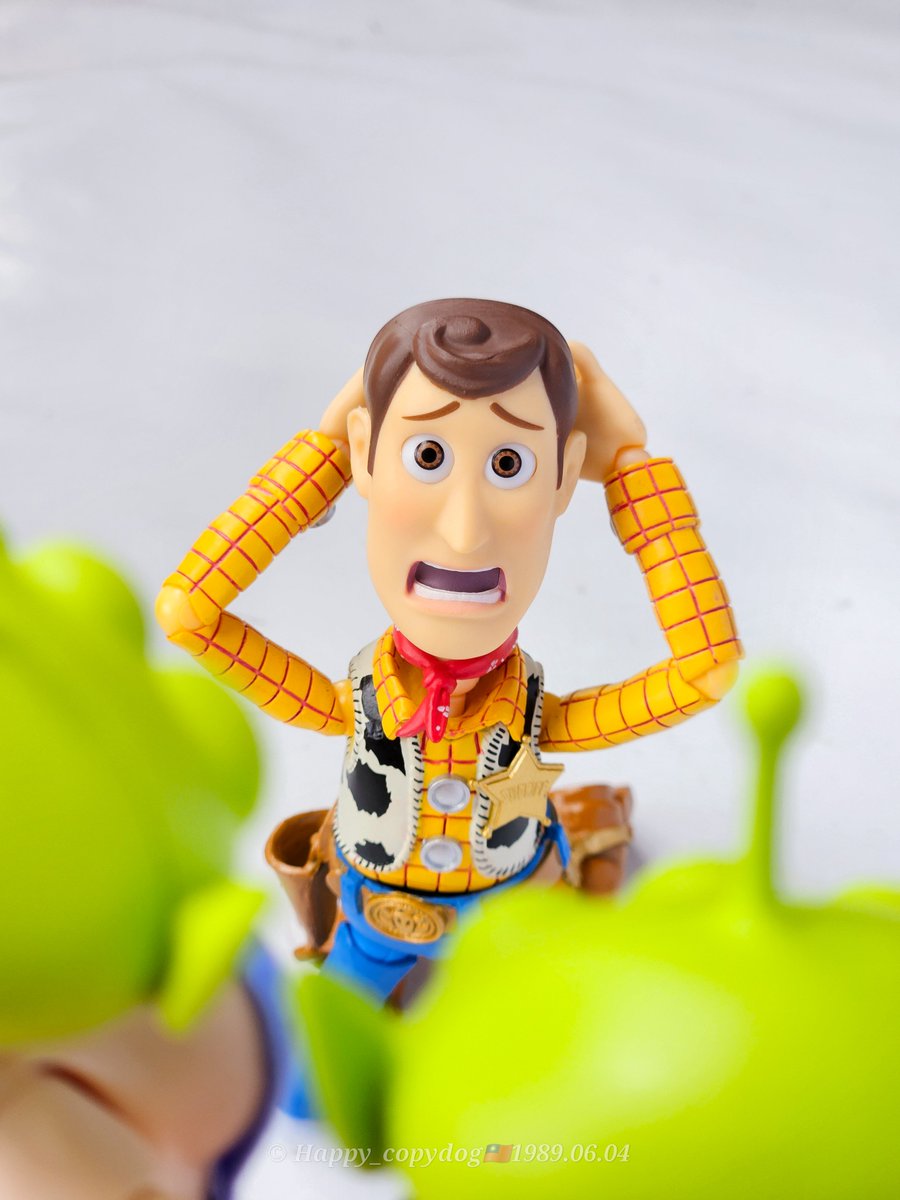 Happy_copydog's tweet photo. 你救了我們，我們永遠感謝你。
You have saved our lives. We are eternally grateful.

#toystory #woodytoystory #toyphotography #toycollector #actionfiguresphotography https://t.co/2jZCJGXIJO