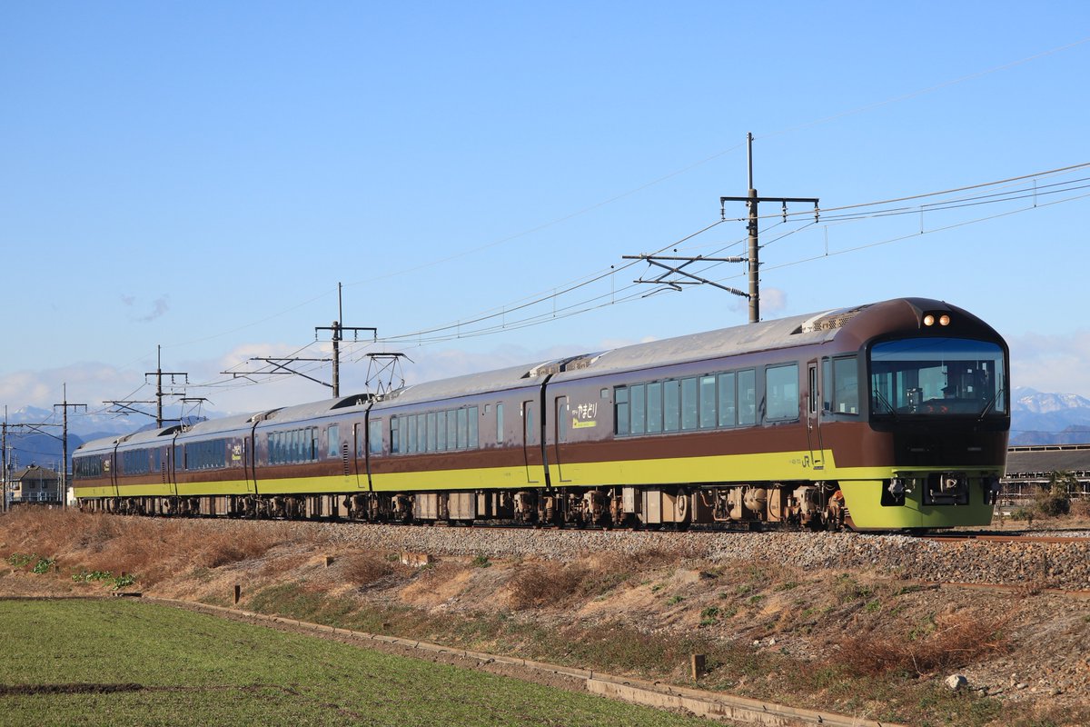 photodiningcar's tweet photo. 2022.12.27
リゾートやまどり廃車回送 https://t.co/G3M9M0KCfF